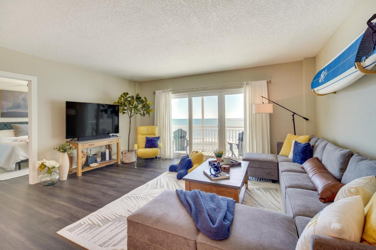 Oceanfront Satellite Beach Condo With Balcony, Views Bagian luar foto