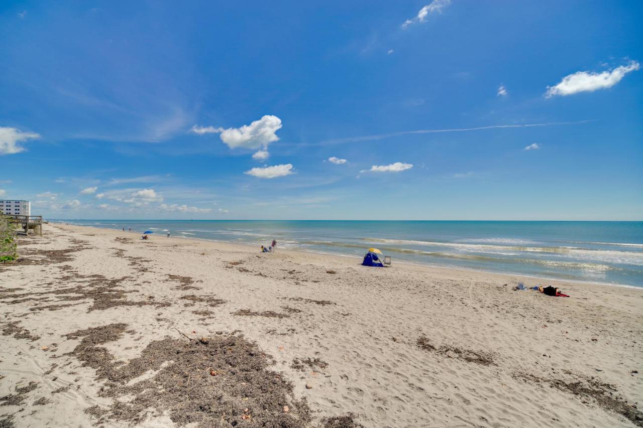 Oceanfront Satellite Beach Condo With Balcony, Views Bagian luar foto